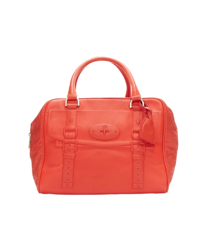 pre-owned-cuir-sacs-main