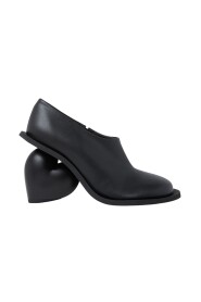Buty z sercem w wersji wegańskiej
