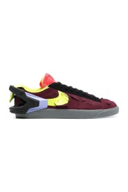Bordeaux Low-Top Sneakers