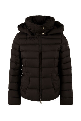 black-coat-for-women