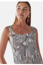 robe-sans-manches-en-viscose-imprimee