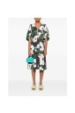 robe-noire-avec-cravate-materiaux-recycles