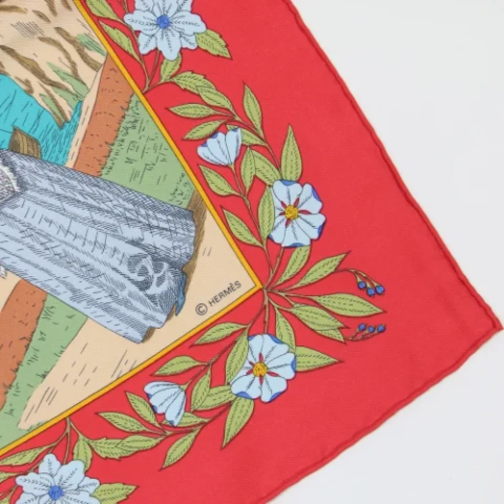 Hermès Vintage Pre-owned Silk scarves Red Dames