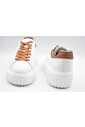 chaussures-plates-blanches-pour-femmes