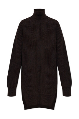 wool-turtleneck