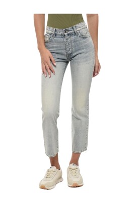 jean-straight-leg-moderne