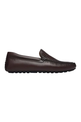 Mocassins i flätat skinn
