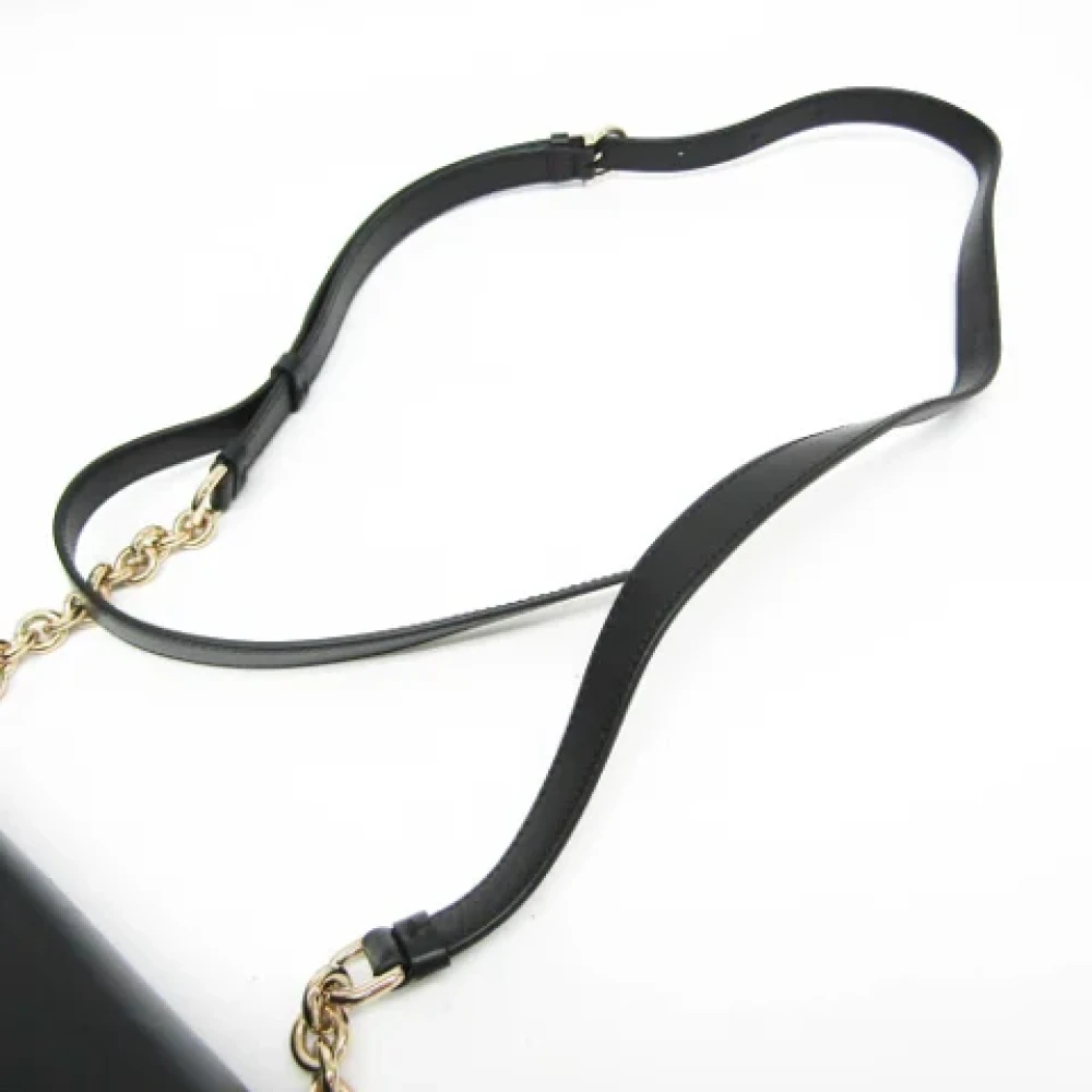 Salvatore Ferragamo Pre-owned Leather shoulder-bags Black Dames