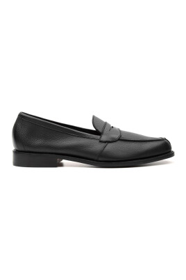 black-flat-shoes-for-men