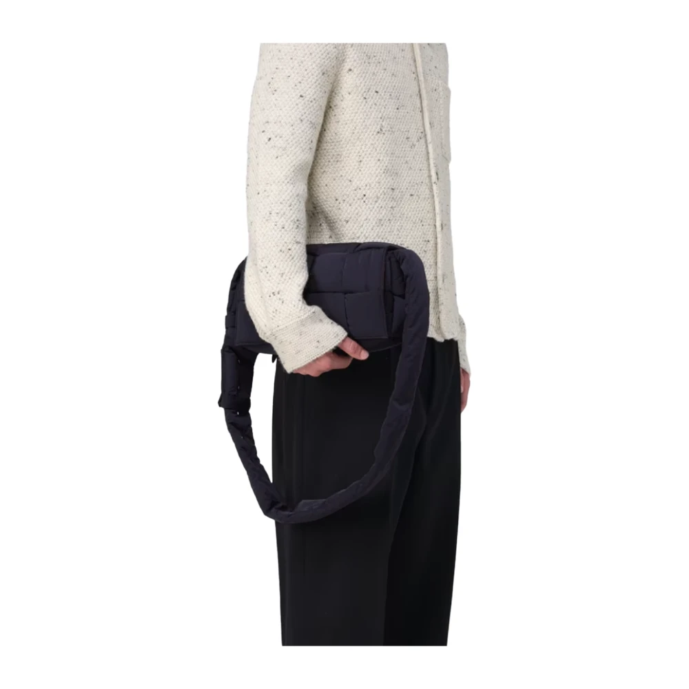 Bottega Veneta Gewatteerde Tech-cassette in geweven nylon Blue Heren