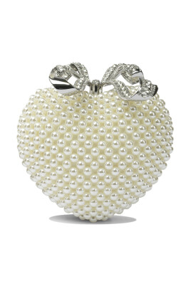 heart-shaped-beige-clutch-with-pearls