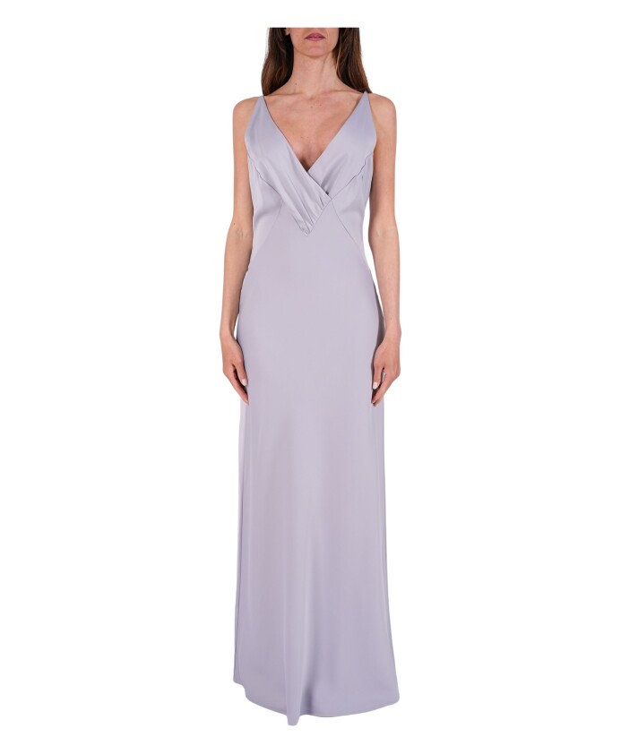 robe-longue-elegante-avec-decollete-en-v