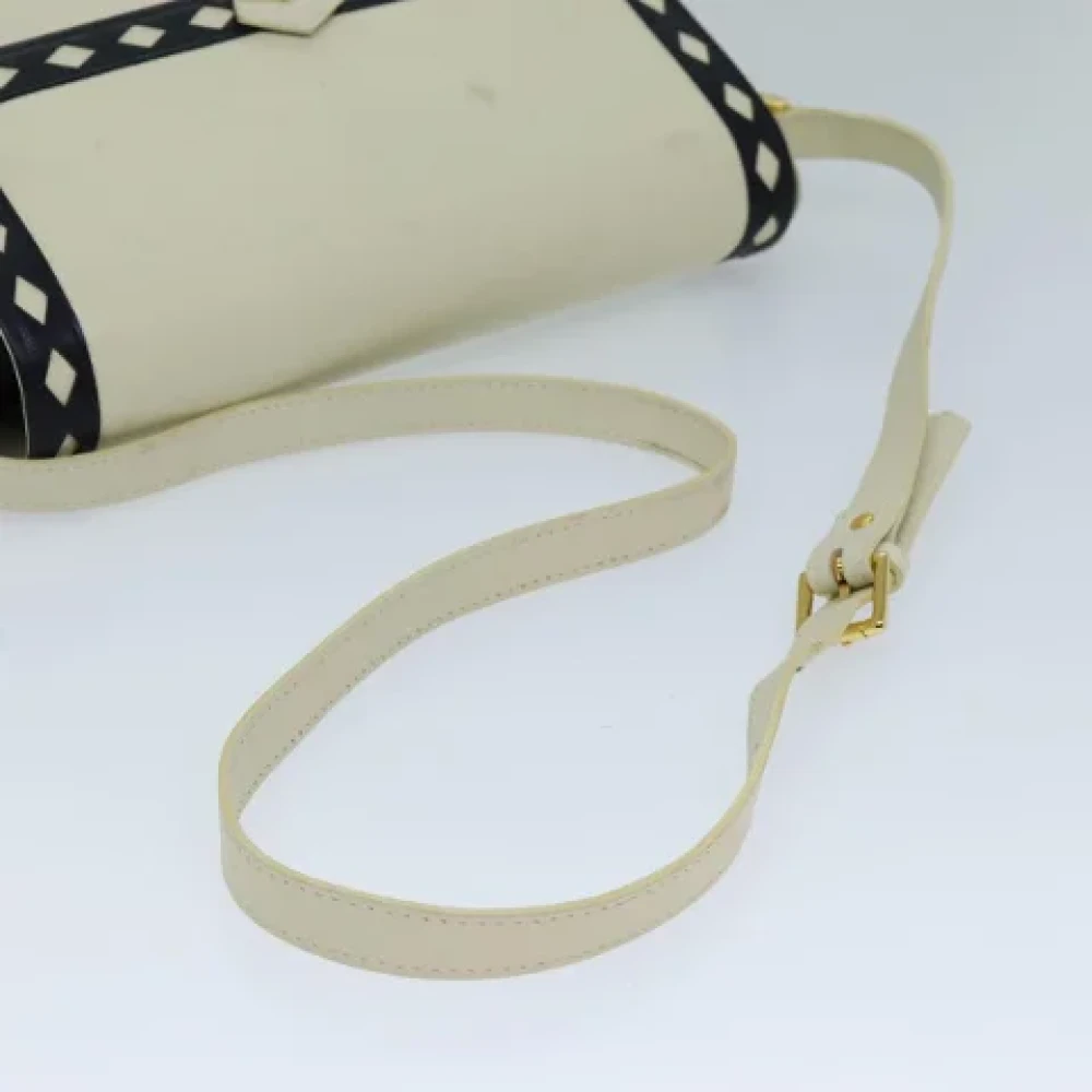 Yves Saint Laurent Vintage Pre-owned Leather shoulder-bags Beige Dames