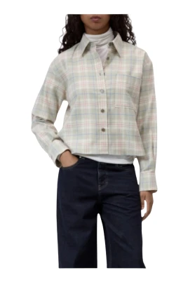 Oversized skjorta med kort framsida