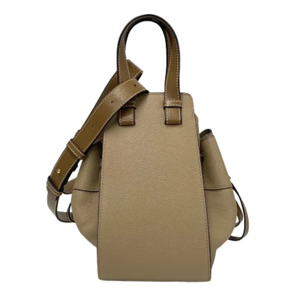 Loewe Pre-owned Leather shoulder-bags Beige Dames