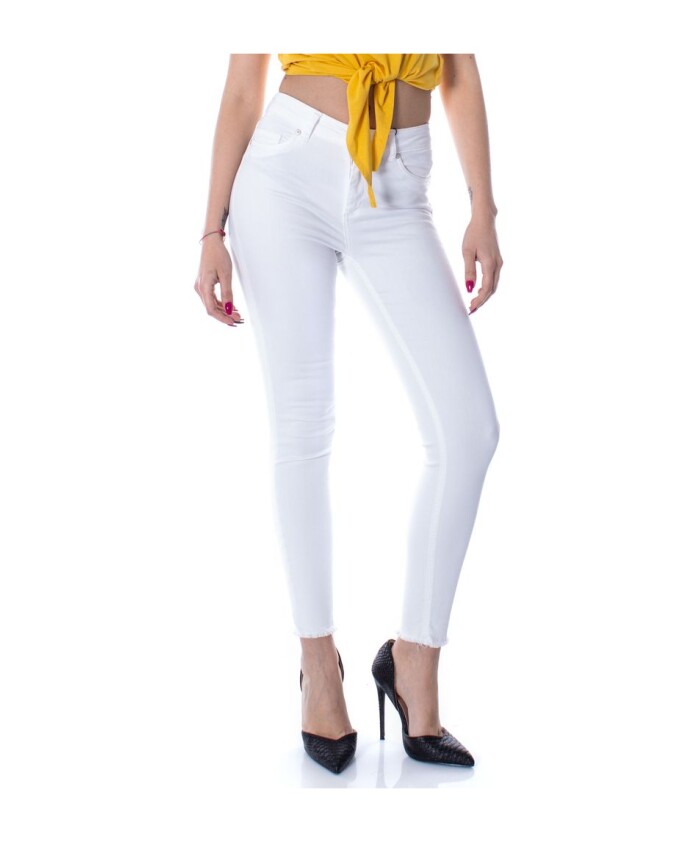 jean-skinny-en-coton-blanc