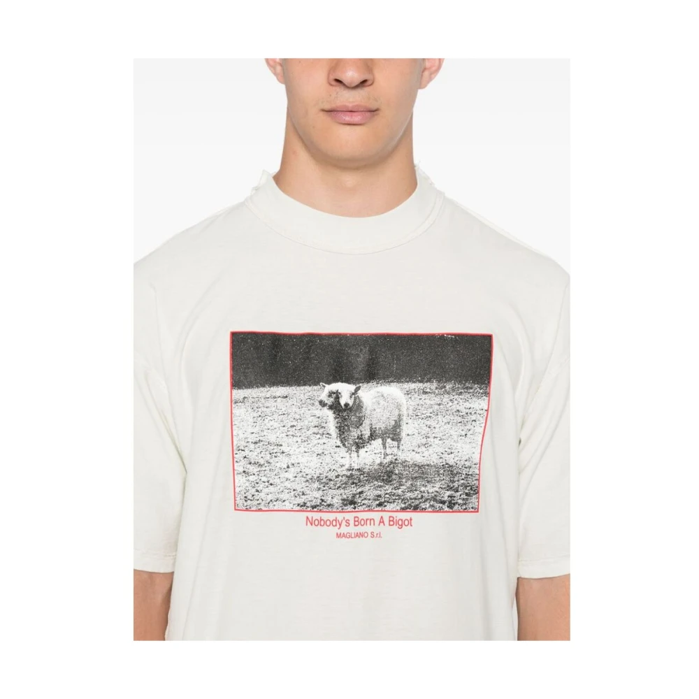 Magliano T-shirt met Grafische Print en Ronde Hals Beige Heren