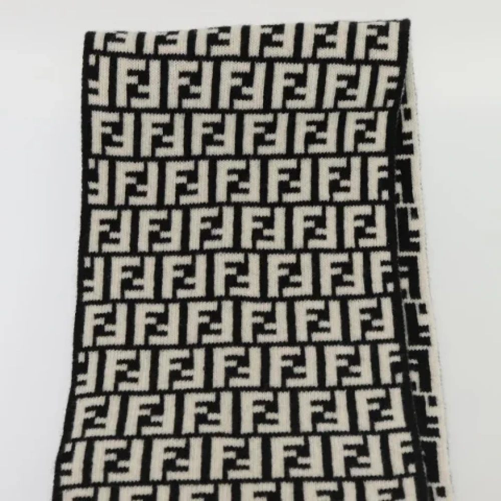 Fendi Vintage Pre-owned Wool scarves Black Dames