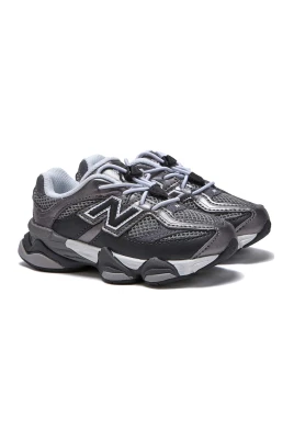 9060 Sneakers