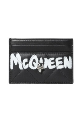 black-quilted-leather-card-holder