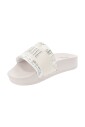 chaussons-femme-en-similicuir