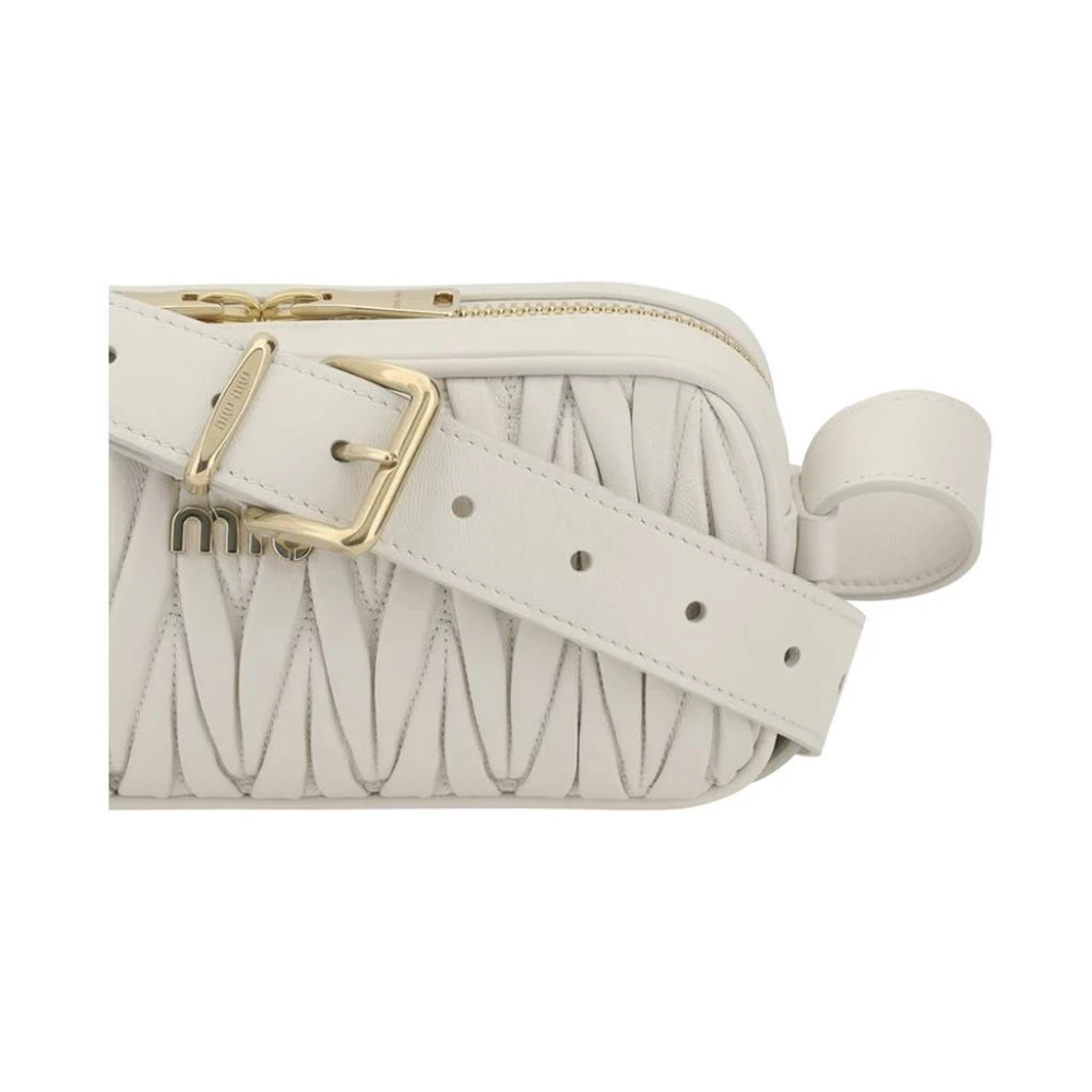 Miu Matelassé Leren Schoudertas met Monogram Plaque White Dames