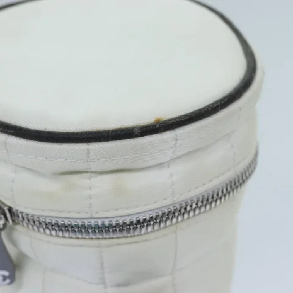 Chanel Vintage Pre-owned Nylon chanel-bags White Dames