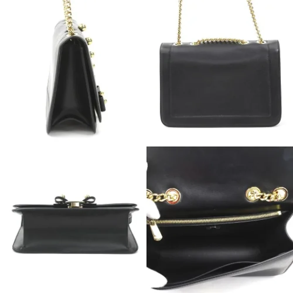Salvatore Ferragamo Pre-owned Leather shoulder-bags Black Dames