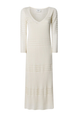 ivory-longuette-klanning-med-pointelle-detaljer
