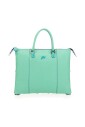 omkeerbare-shopper-tas-eucalyptus-vrouw