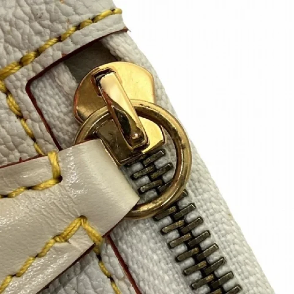Louis Vuitton Vintage Pre-owned Leather pouches White Dames