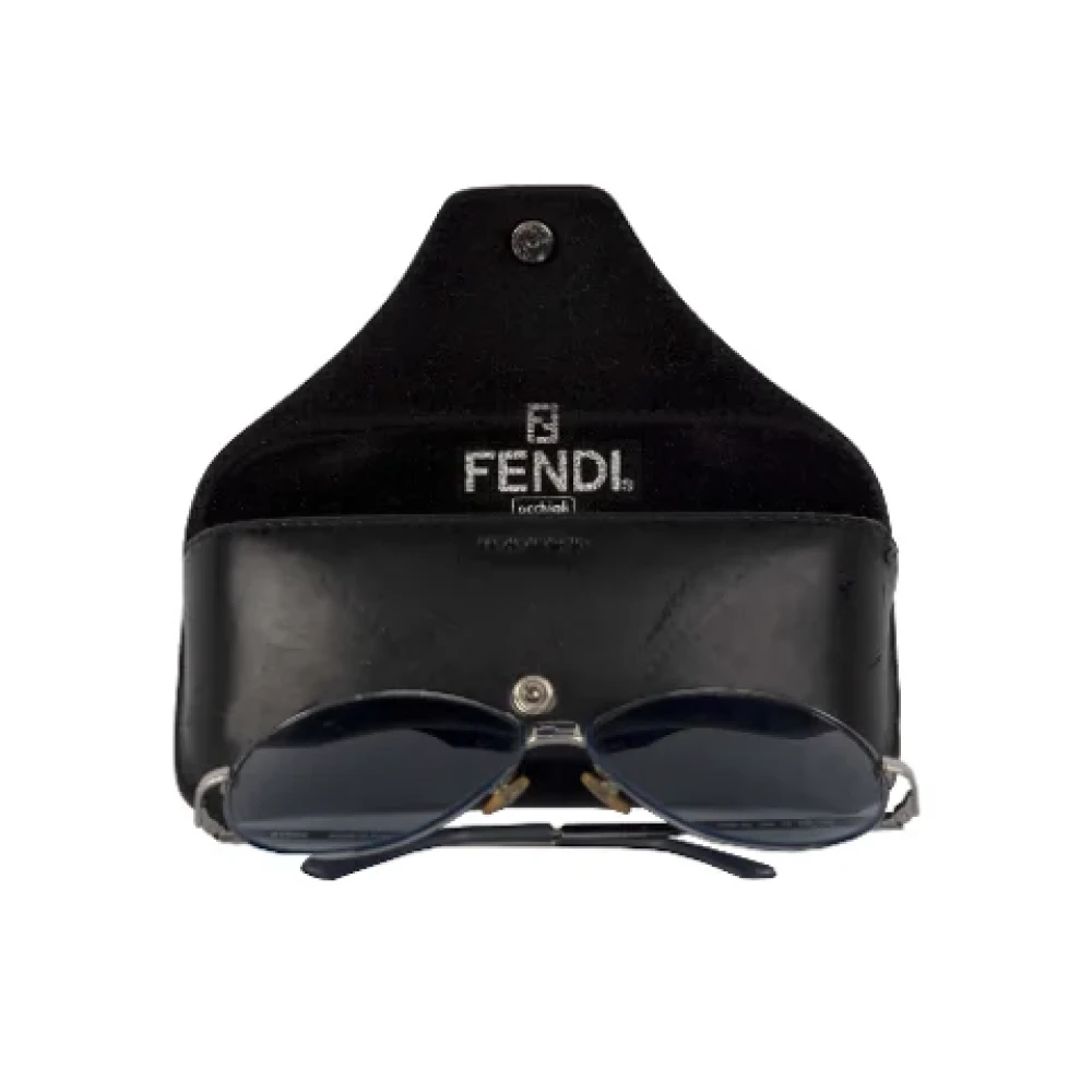 Fendi Vintage Pre-owned Metal sunglasses Blue Dames