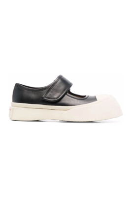 mary-jane-sandals