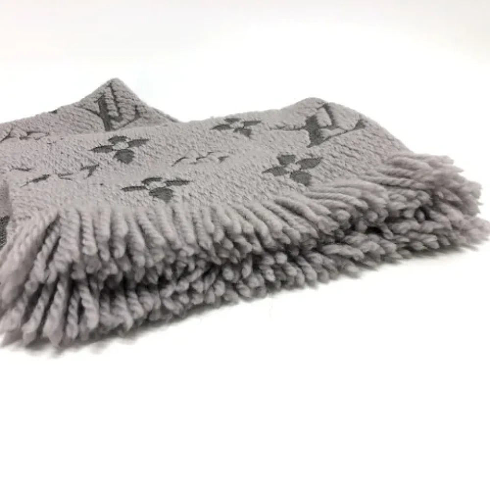 Louis Vuitton Vintage Pre-owned Fabric scarves Gray Dames