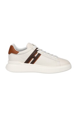 sneakers-en-cuir-martele-avec-mousse-a-memoire