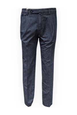 stylish-pants-for-men-and-women