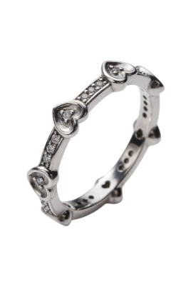 Moments Radiant Sparkling Hearts Ring