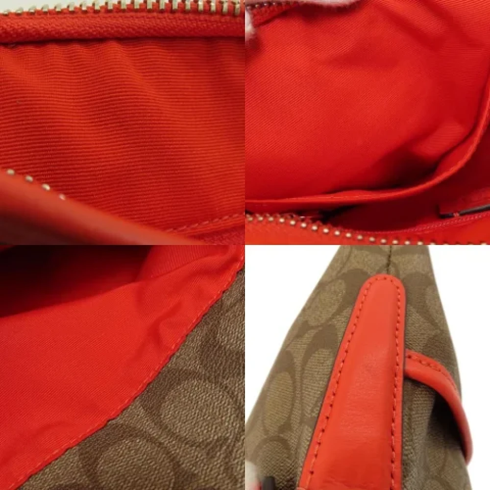 Coach Pre-owned Plastic shoulder-bags Brown Dames