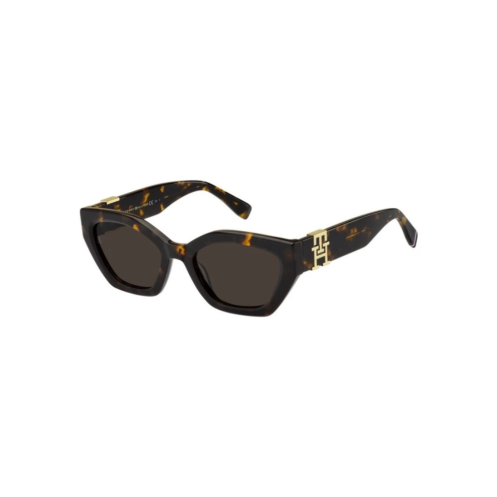Tommy Hilfiger Women's Brown Authentic Sunglasses With Top-Notch Service