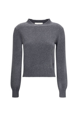 pull-de-coeur-avec-logo-iconique