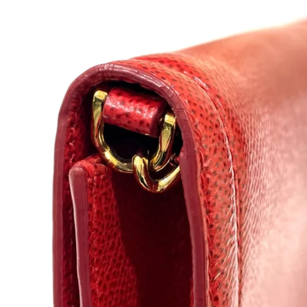 Salvatore Ferragamo Pre-owned Leather shoulder-bags Red Dames