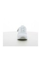 chaussures-blanches-pour-femmes-modele-elegant