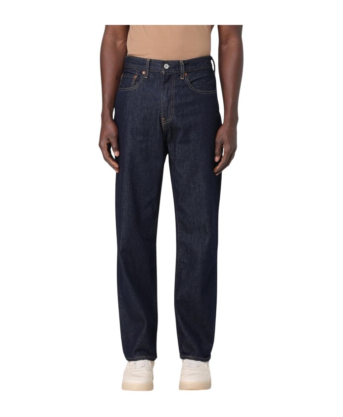 jean-droit-en-denim