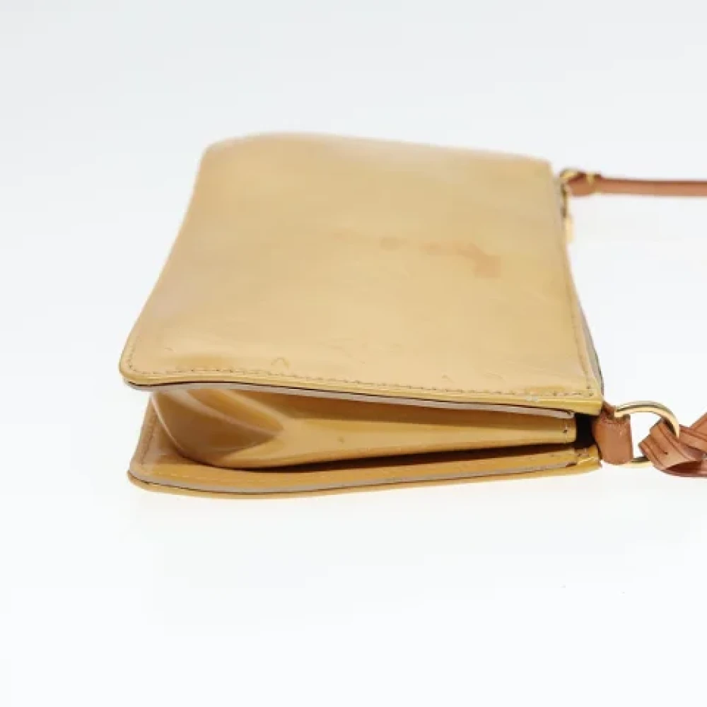 Louis Vuitton Vintage Pre-owned Fabric clutches Beige Dames