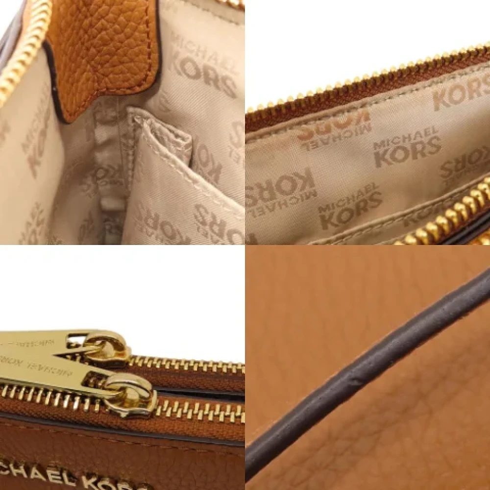 Michael Kors Pre-owned Plastic shoulder-bags Brown Dames