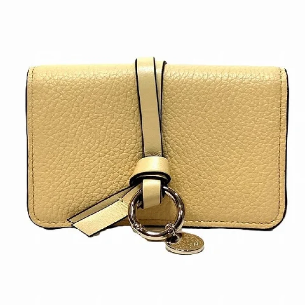 Chloé Pre-owned Leather wallets Yellow Dames