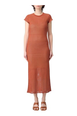 elegant-ruffle-hem-midi-dress