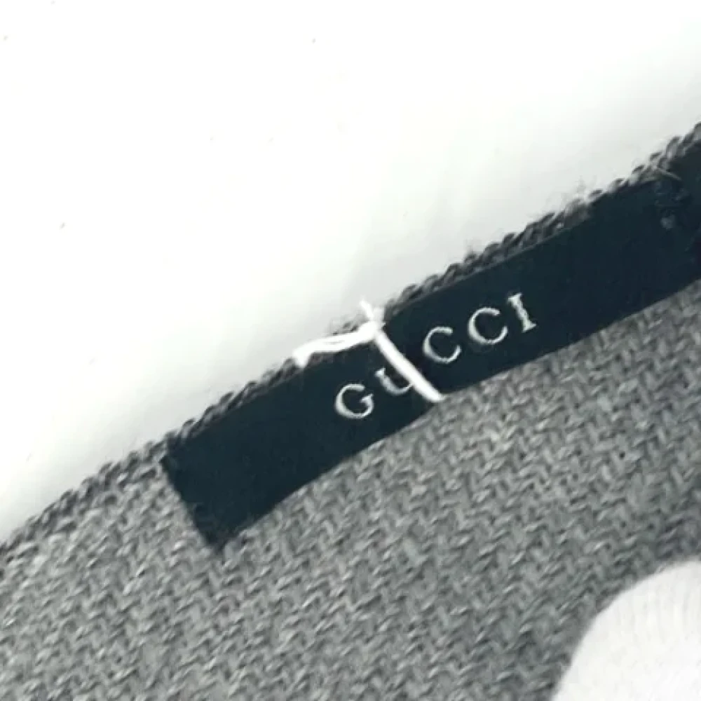 Gucci Vintage Pre-owned Fabric scarves Gray Dames