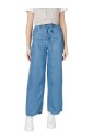 light-blue-zip-jeans
