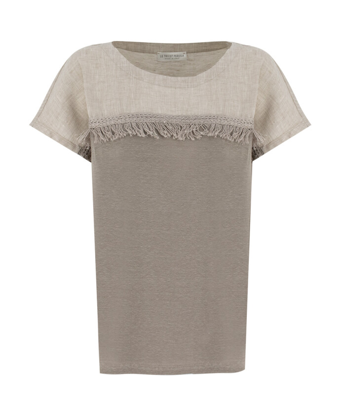 t-shirt-a-franges-et-coupe-douce